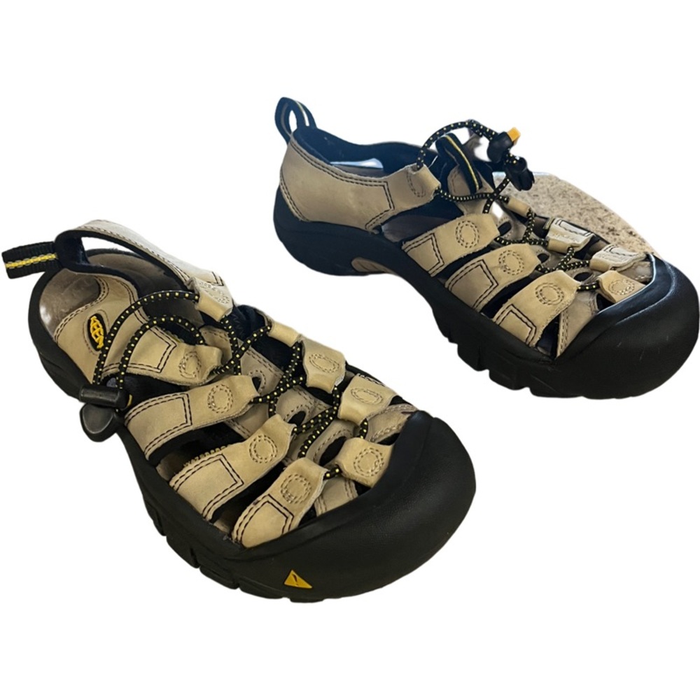 Keen Newport H2 Women's Beige Waterproof Sport Hiking Sandals Size 6.5